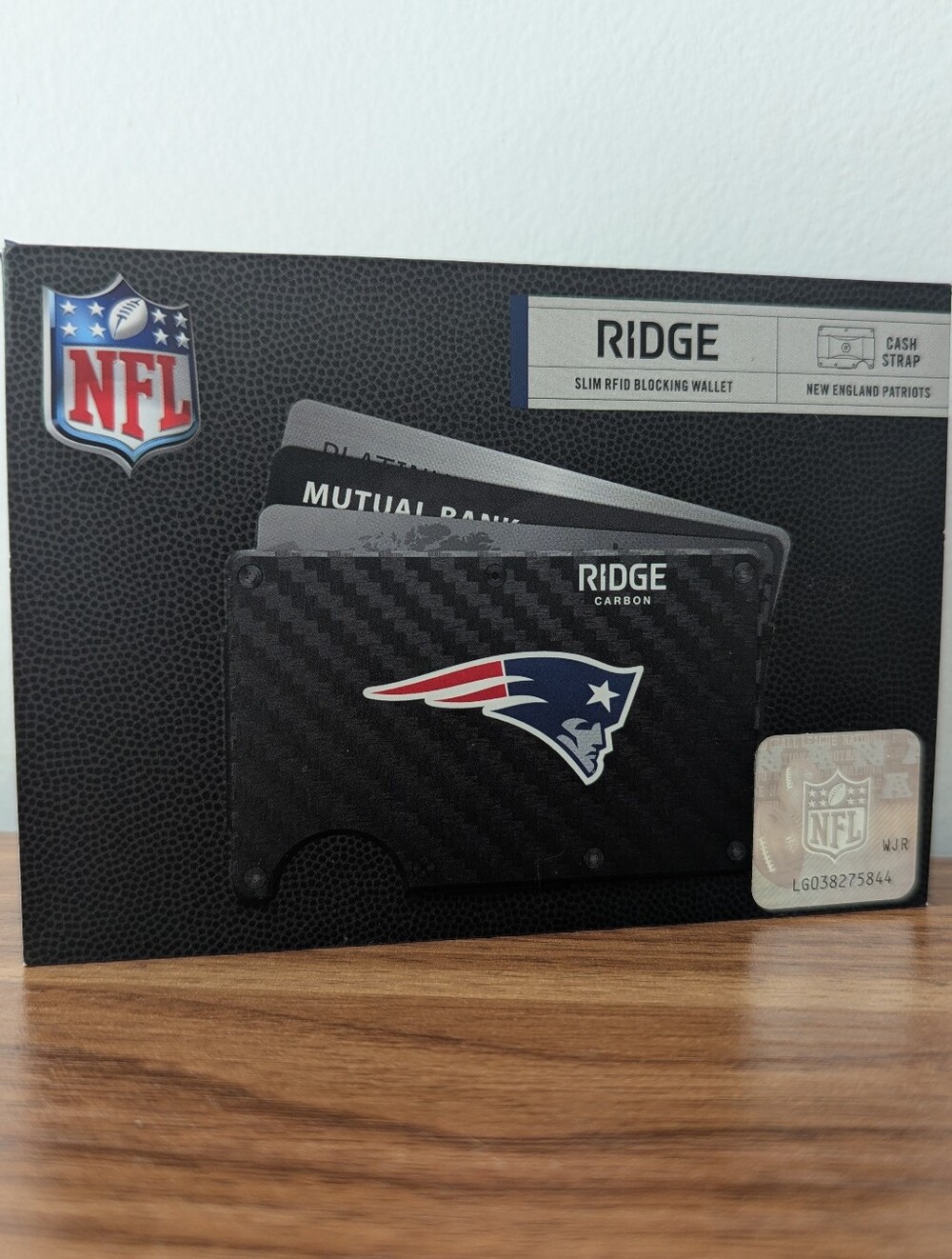 Ridge Carbon Wallet RFID-Blocking New England Patriots NFL New In Box